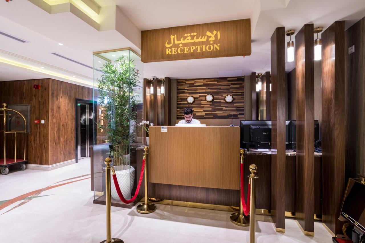 Al Louloah Al Baraqah Furnished Apartments เจดดาห์ ภายนอก รูปภาพ