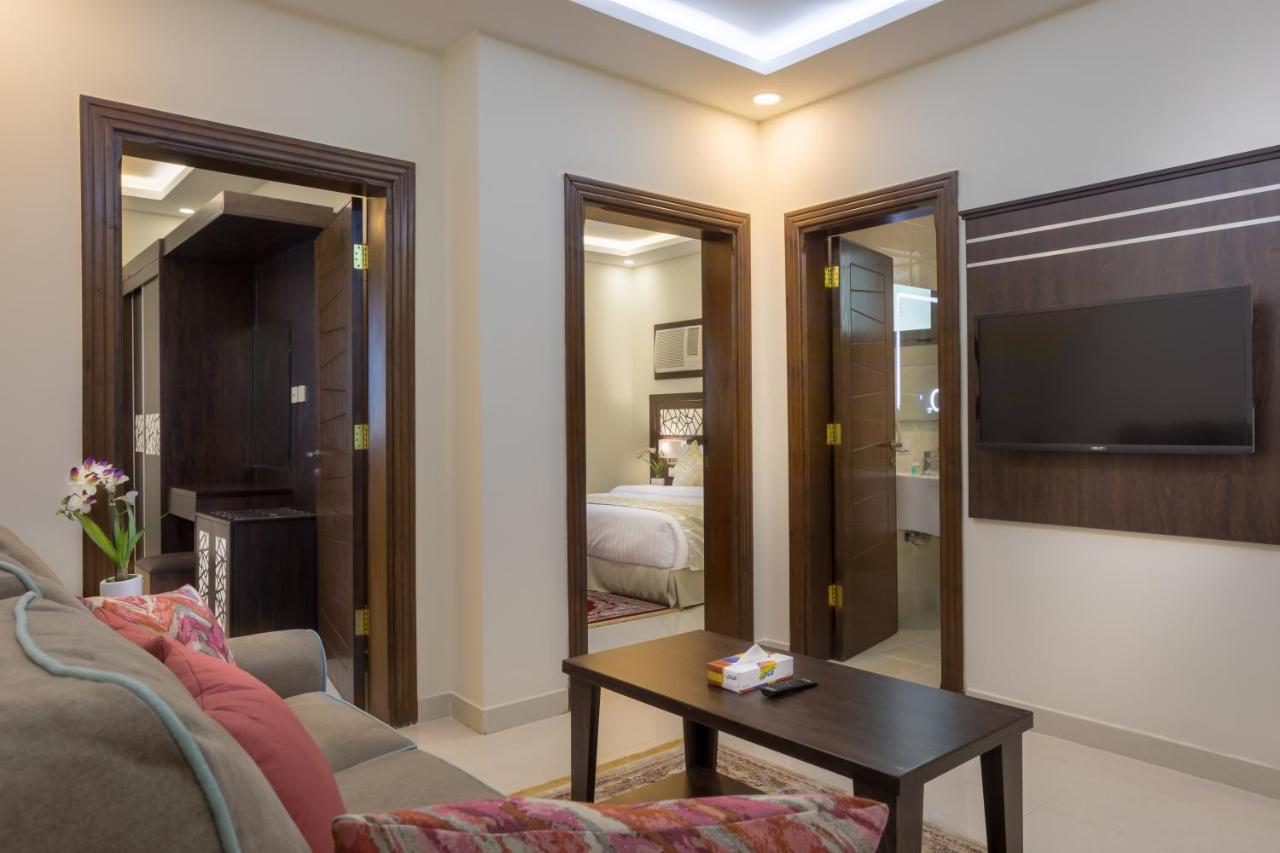 Al Louloah Al Baraqah Furnished Apartments เจดดาห์ ภายนอก รูปภาพ