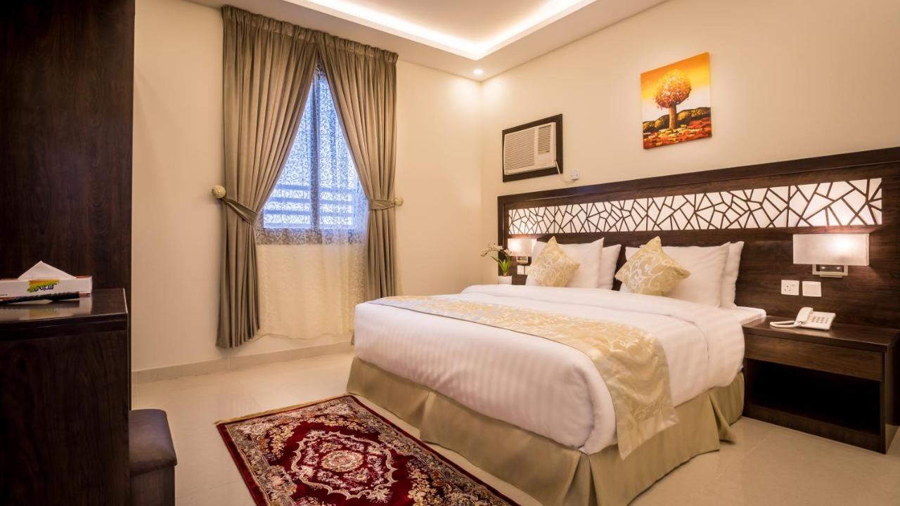 Al Louloah Al Baraqah Furnished Apartments เจดดาห์ ภายนอก รูปภาพ
